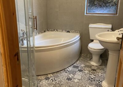 aj contracts ni facebook gallery 250(1)