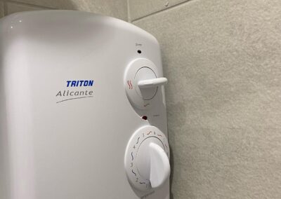 aj contracts ni facebook gallery 763(2)